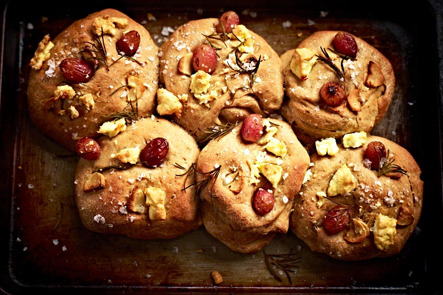 chrissy freer byron bay pull apart bread